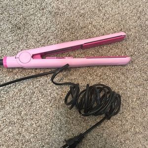 Flat iron